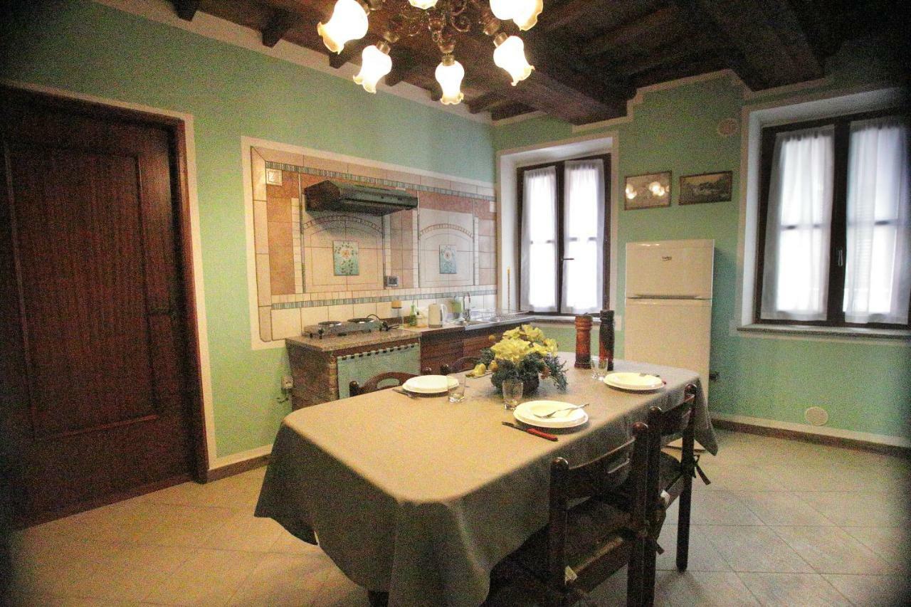 La Rocca Di Efisio Aparthotel Costigliole d'Asti Luaran gambar