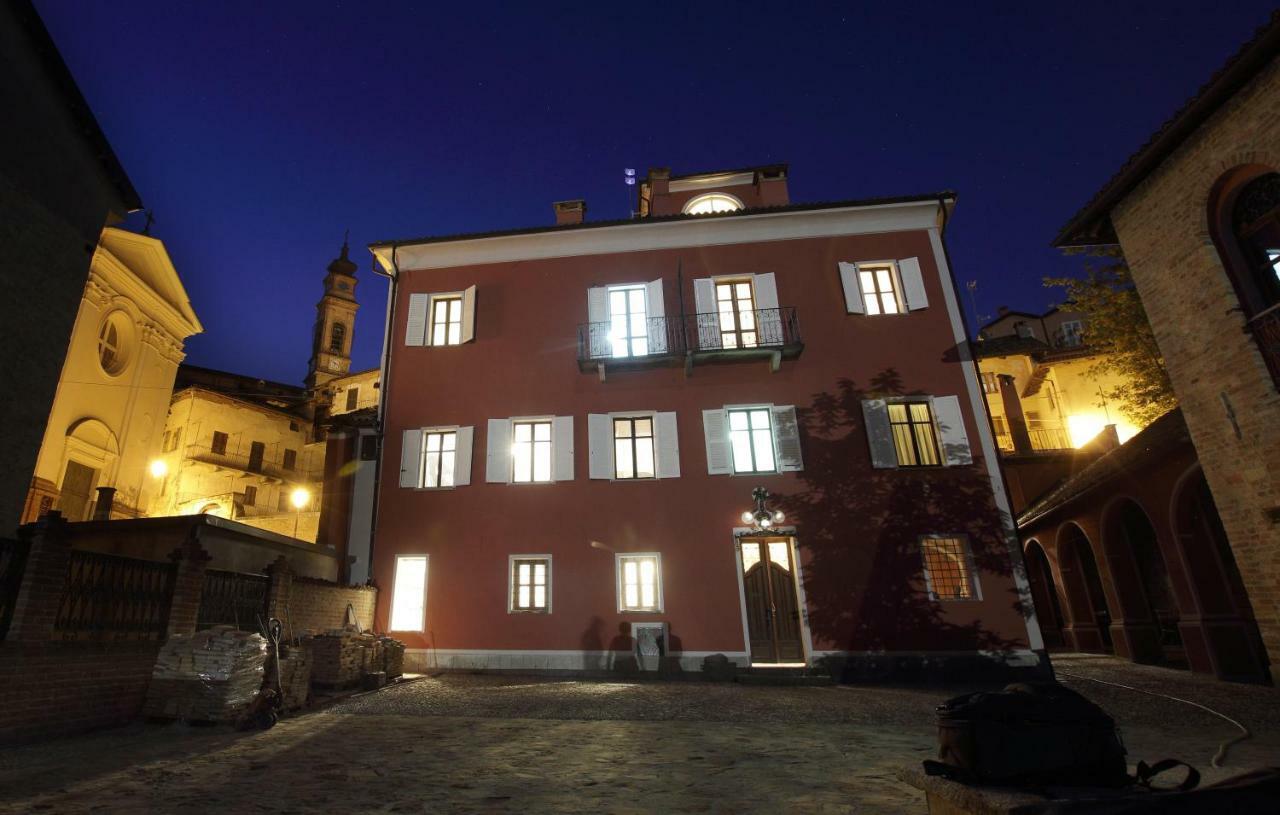 La Rocca Di Efisio Aparthotel Costigliole d'Asti Luaran gambar