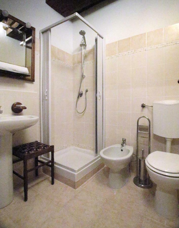 La Rocca Di Efisio Aparthotel Costigliole d'Asti Luaran gambar