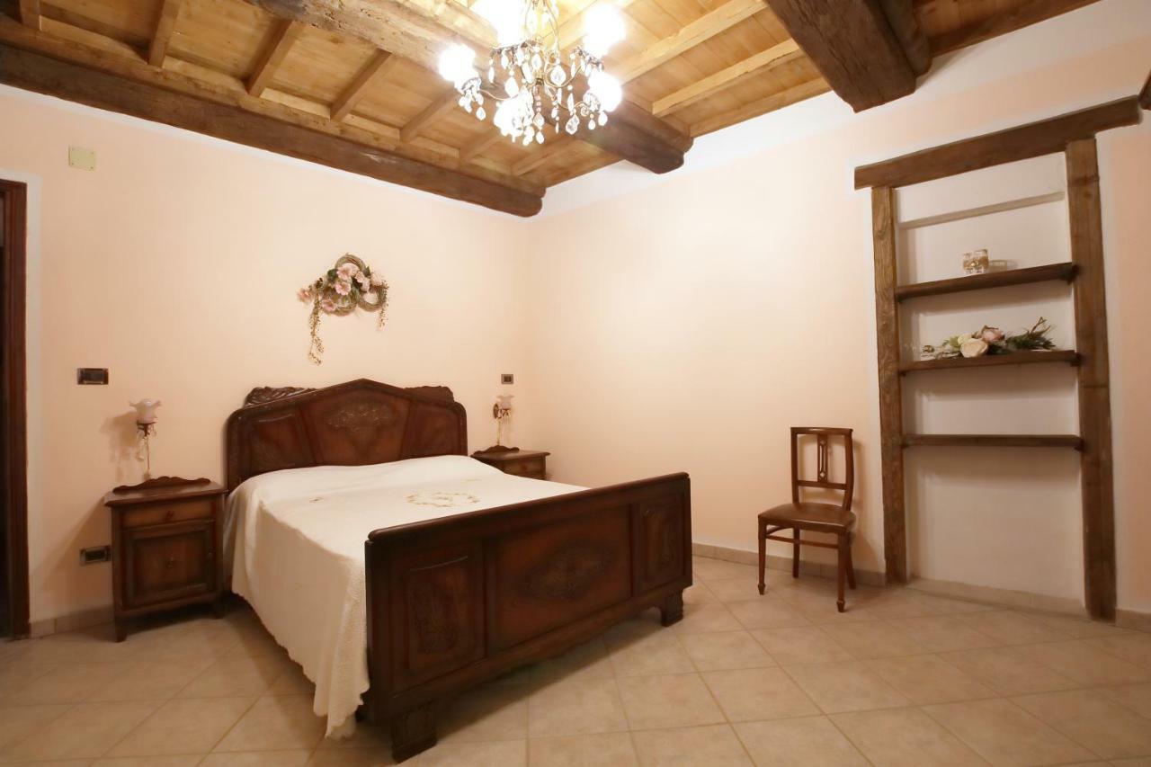 La Rocca Di Efisio Aparthotel Costigliole d'Asti Luaran gambar